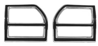 TAIL LIGHT BEZELS WITH SEALS