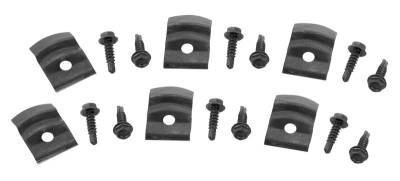 ROCKER MOLDING CLIPS