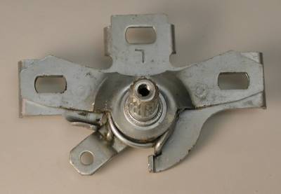 DOOR RELEASE MECHANISM (LEFT)