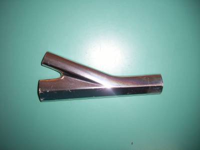 1961 IMPALA REAR 1/4 "Y" MOLDING