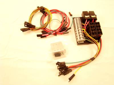 American Autowire - FUSE PANEL KIT