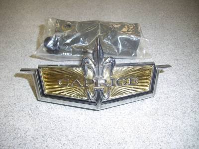 1971-72 PASSENGER CAPRICE GRILLE EMBLEM - NOS