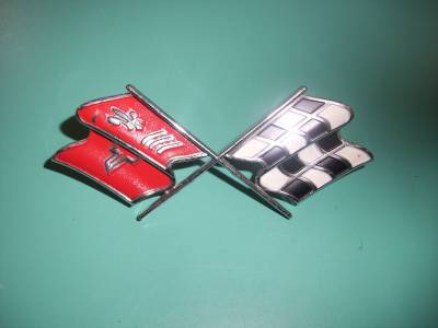 1968-72 CORVETTE FLAGS - HEADER / GRILLE EMBLEM - NOS