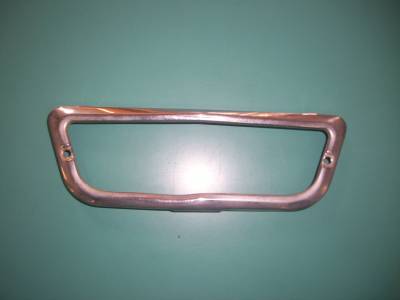 1960 IMPALA PARK LIGHT BEZEL - USED
