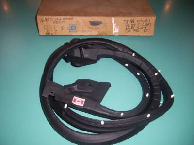 1971-72 Chevy Truck Rear Window Gasket - NOS