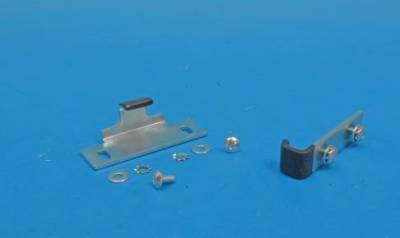 DOOR WINDOW STOP SET - LOWER - Image 1