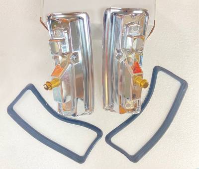 TAIL LIGHT BEZELS WITH SEALS - Image 2