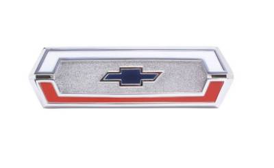 TAILGATE EMBLEM - BOWTIE - Image 1