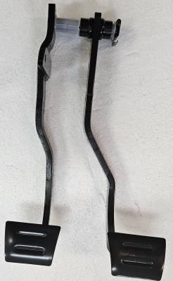 CLUTCH & BRAKE PEDAL ASSEMBLY - Image 2