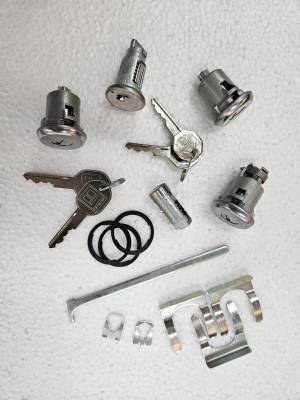 LOCK SET - IGNITION DOOR GLOVE & TRUNK