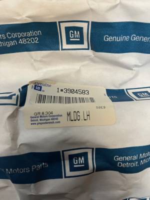 1967 Chevelle SS Rocker Molding LH-NOS 