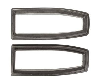 TAIL LIGHT BEZEL SEALS