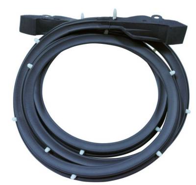 UPPER TAIL GATE WEATHERSTRIP